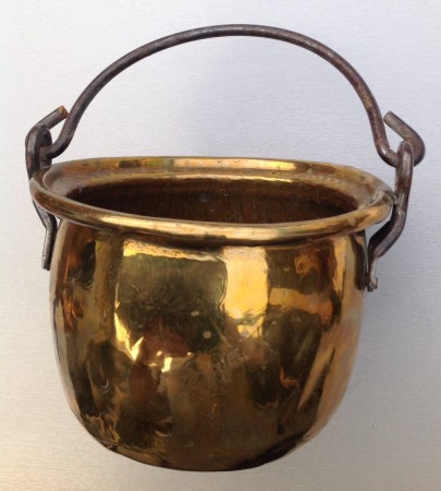 Oude koperen potketel 16 cm doorsnee € 19,90