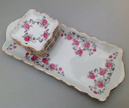 Vintage Cake set 7 delig € 19,50