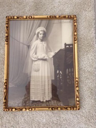  Heel oud communie portret - 32 x 42- originele lijst € 39,50